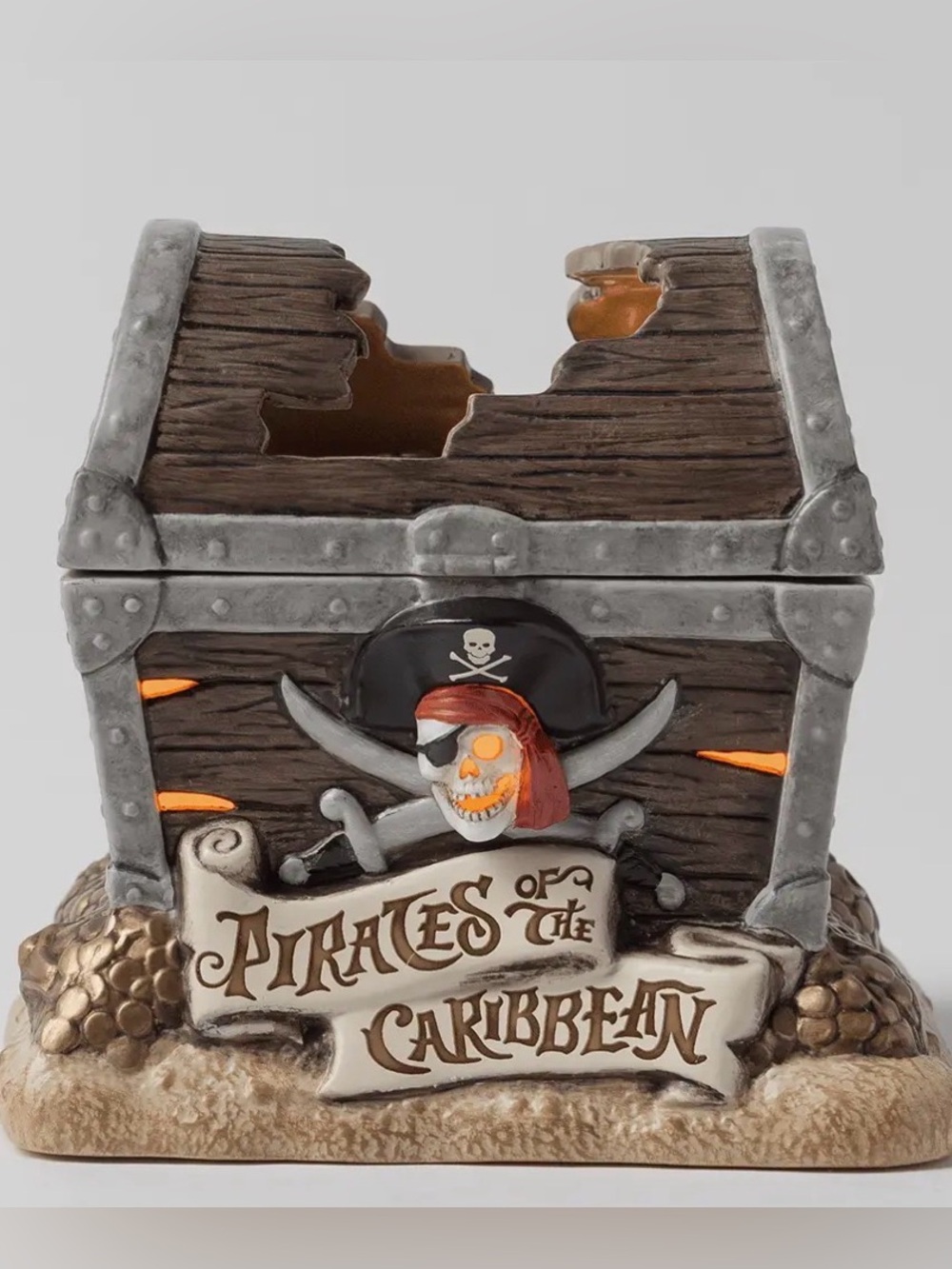 New SCENTSY Pirates of the Caribbean Toasted Chest WARMER